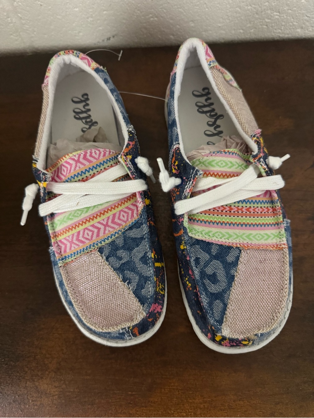 Gypsy Jazz Womens Multicolor Canvas Slip-On Sneakers